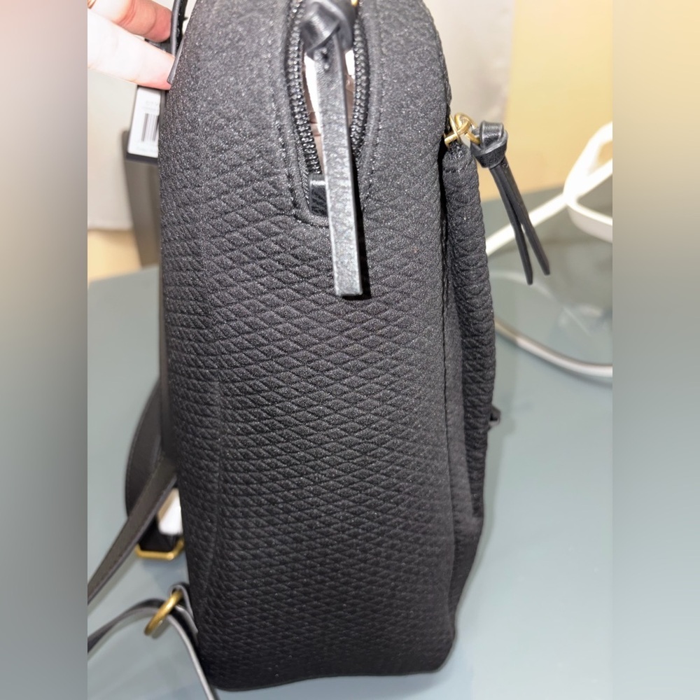 The Sak Olvera Metro Backpack - Picture 6 of 10